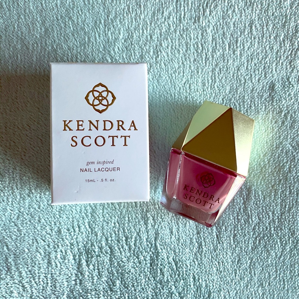 ❤️Kendra Scott Pink Rhodonite❤️